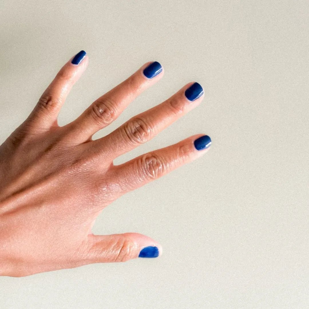 Vernis à ongles vegan bleu Marrakech - 23Beauty Paris